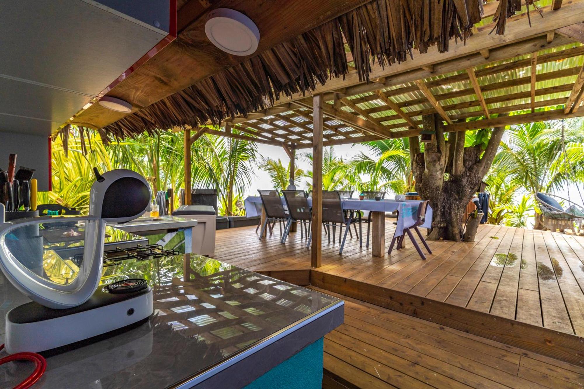 Fare Oaoa Haapiti Aparthotel Moorea Exterior photo